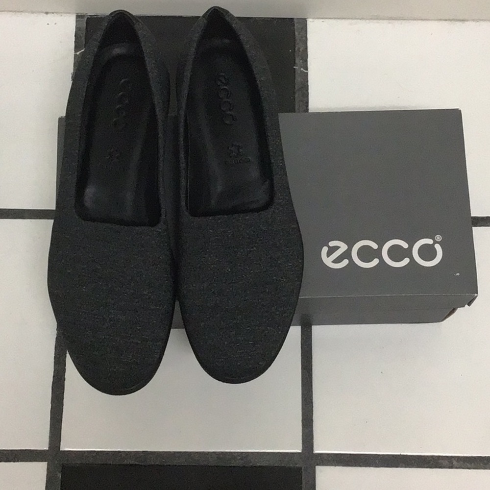 Ladies Comfort Slip on Shoes